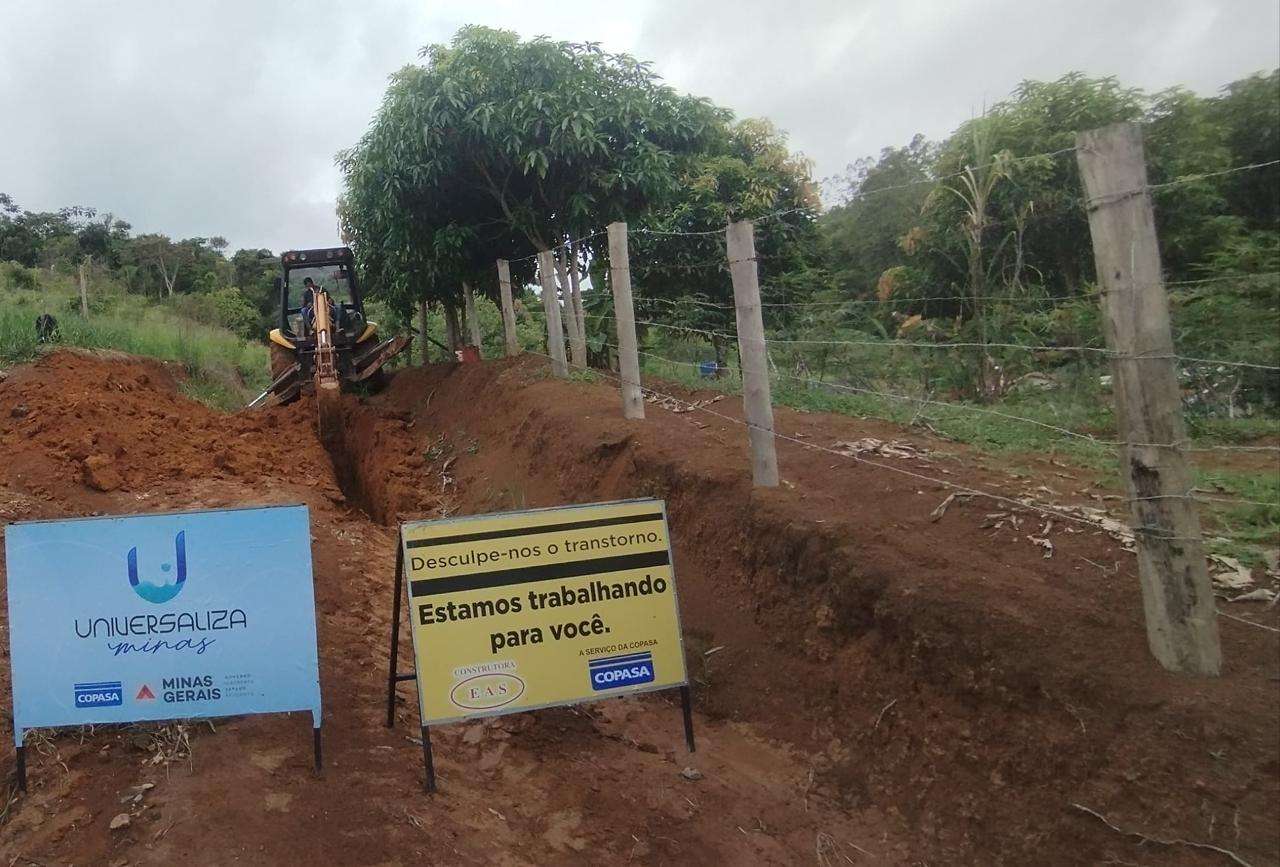 Copasa leva água tratada a moradores de distrito em Cajuri
