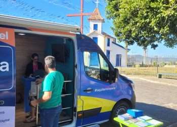 Agência Móvel da Copasa estaciona em Montes Claros