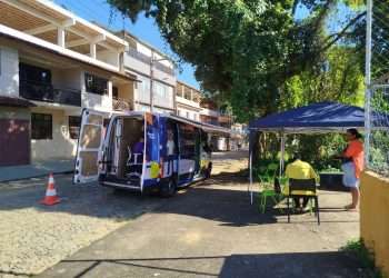 Copasa realiza ação para regularizar ligações de água e esgoto em bairro de Montes Claros