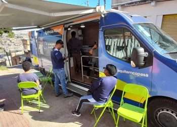 Agência Móvel da Copasa leva serviços à população de Almenara