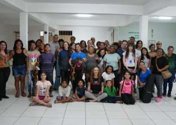 Copasa visita projeto social que transforma vidas no Morro do Papagaio