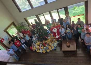 Copasa participa pelo 6º ano da Campanha Natal dos Correios em Divinópolis
